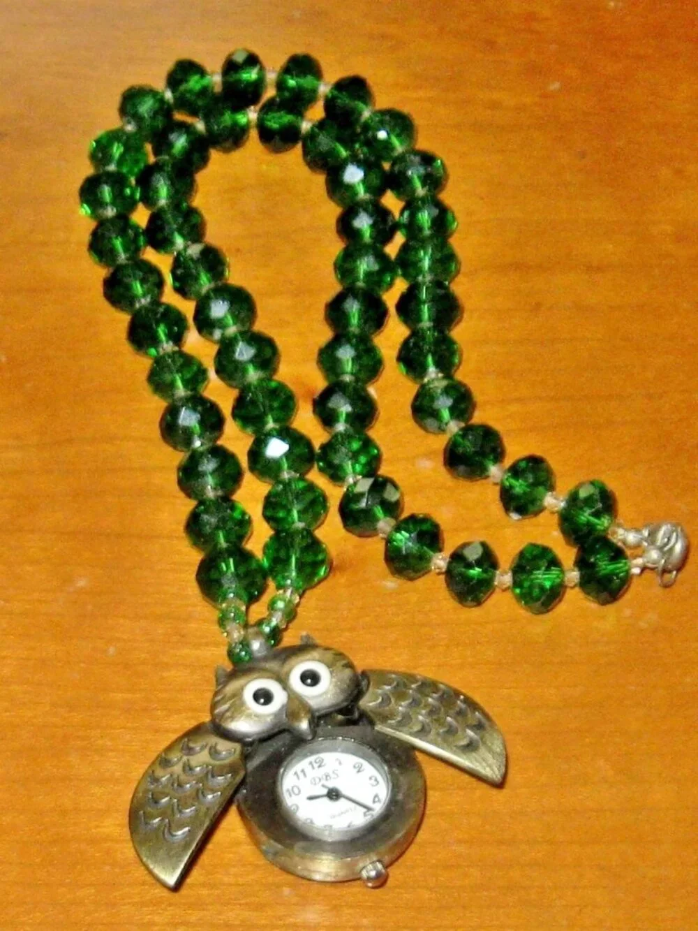 Vintage Owl Clock Pendant w Green Beaded Necklace DBS Quartz Bronzetone Clock